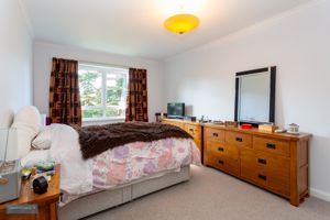 Bedroom- click for photo gallery